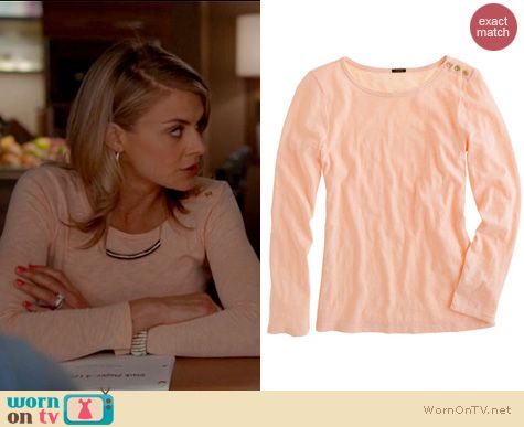 Happy Endings Fashion: J. Crew Painter tee with buttons worn by Eliza Coupe