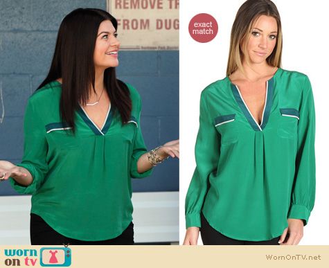 Happy Endings Fashion: Mystic blouse by Joie worn by Casey Wilson