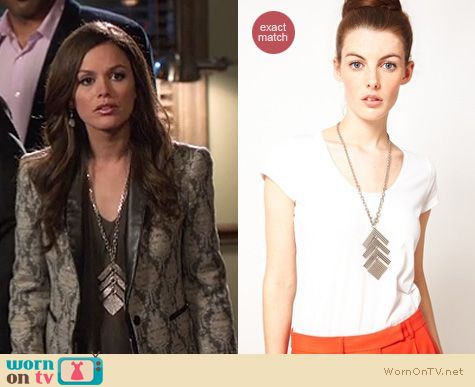 Hart of Dixie Fashion: Giles & Brother Pendant necklace worn by Rachel Bilson