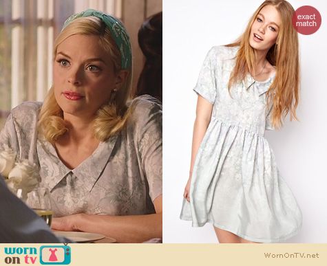 Hart of Dixie Fashion: House of Hackney Smock Dress in Green Dalston Candy Print worn by Jaime King