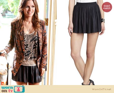 Hart of Dixie Style: BCBGMAXAZRIA Sheena Play Shorts worn by Rachel Bilson