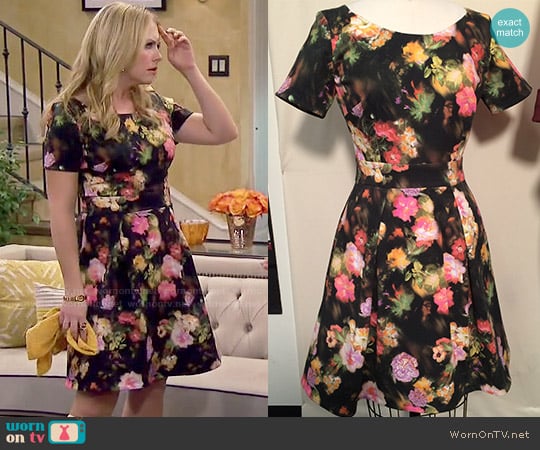 Heather Pain Custom Designed Floral Dress worn by  Melanie Burke (Melissa Joan Hart) on Melissa and Joey