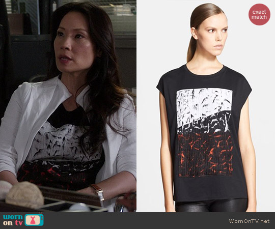 Helmut Lang Pact Textured Graphic Applique Tee worn by Lucy Liu on Elementary