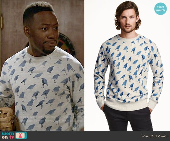 H&M Patterned Sweatshirt worn by Winston Bishop (Lamorne Morris) on New Girl