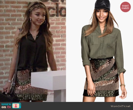 H&M Sequined Skirt worn by Sarah Hyland on Modern Family