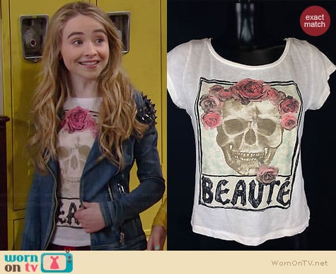 H&M Beaute Skull Tee worn by Sabrina Carpenter on Girl Meets World