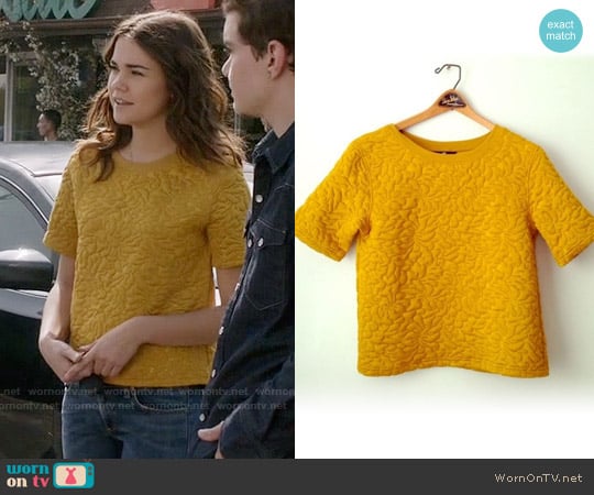 H&M Quilted Sweatshirt worn by Callie Jacob (Maia Mitchell) on The Fosters