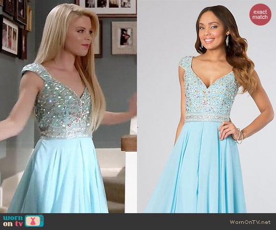 House of Wu Panoply Dress #14613 worn by Bailey Buntain on Faking It