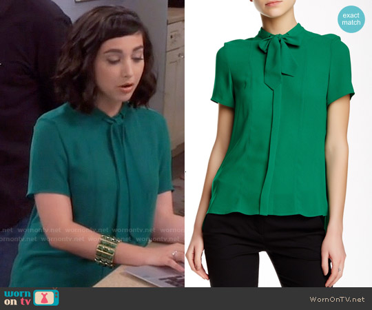 Hugo Boss Bylana Blouse worn by Mandy Baxter ( Molly Ephraim) on Last Man Standing