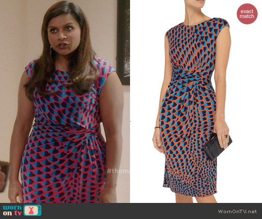 Issa Gathered Printed Cady Dress worn by Mindy Kaling on The Mindy Project