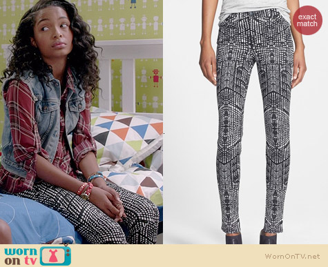 J Brand Kaleidoscope Skinny Jeans worn by Yara Shahidi on Black-ish