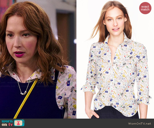 J. Crew French Print Popover worn by Kimmy Schmidt (Ellie Kemper) on Unbreakable Kimmy Schmidt