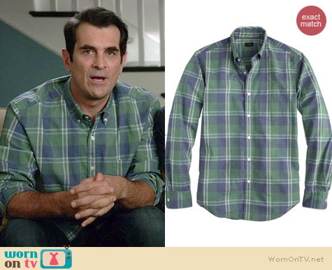 J. Crew Secret Wash Shirt in Nile Green worn by Ty Burrel on Modern Family