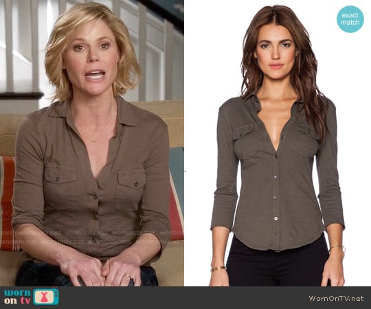 James Perse Contrast Panel Shirt worn by Claire Dunphy (Julie Bowen) on Modern Family