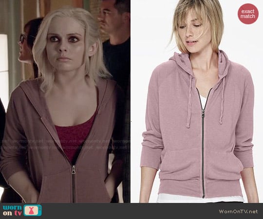 James Perse Vintage Fleece Long Sleeve Hoodie in Wild Rose Pigment worn by Liv Moore (Rose McIver) on iZombie