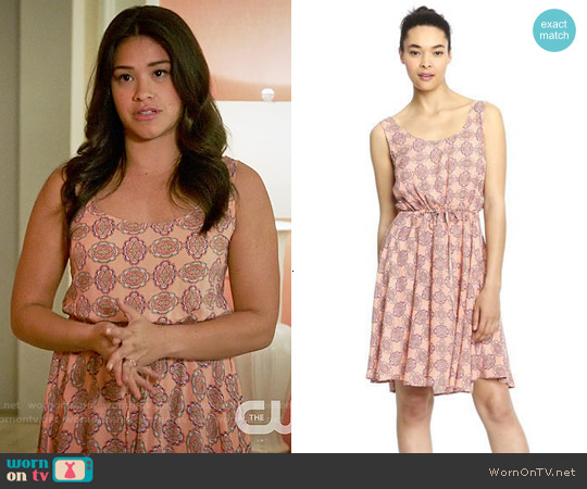 Joe Fresh Print Flare Dress worn by Jane Villanueva (Gina Rodriguez) on Jane the Virgin