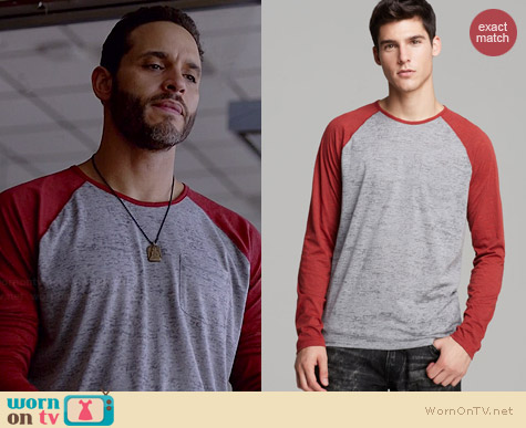 John Varvatos Raglan Sleeve Tee worn by Daniel Sunjata on Graceland