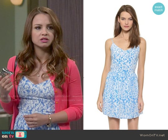 Joie Hudette Dress worn by Sofia Rodriguez (Aimee Carrero) on Young and Hungry