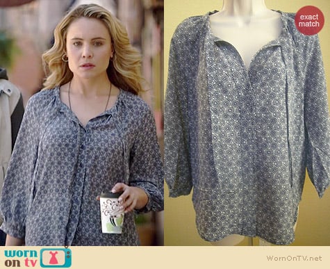 Joie Madera Blouse in Blue worn by Leah Pipes on The Originals