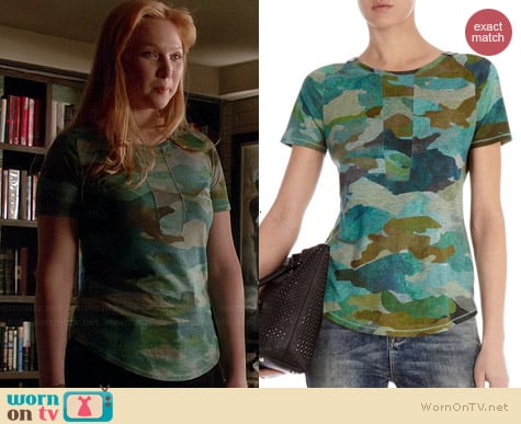 Karen Millen Camouflage Tshirt worn by Molly Quinn on Castle