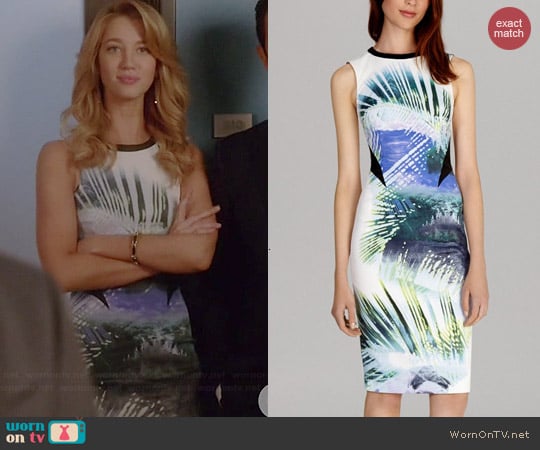 Karen Millen Signature Stretch Palm Print Dress worn by Yael Grobglas on Jane the Virgin