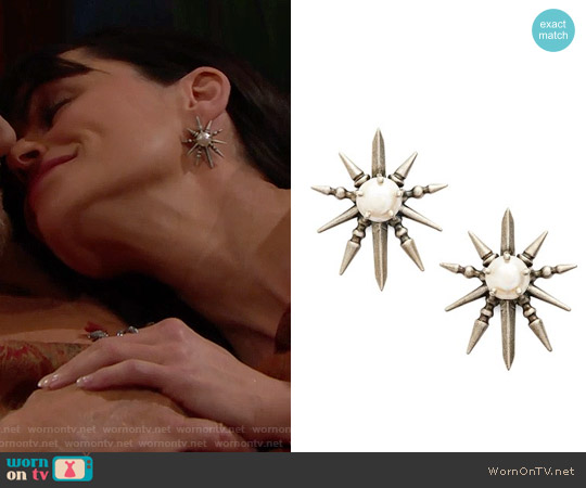 Kendra Scott 'Rogan' Pearl Stud Earrings worn by Quinn Fuller (Rena Sofer) on The Bold and the Beautiful