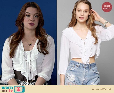 Kimchi Blue Lace Up Ruffle Crop Blouse worn by Katie Stevens on Faking It