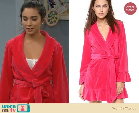 Last Man Standing Fashion: Juicy Couture Velour Robe worn by Molly Ephraim