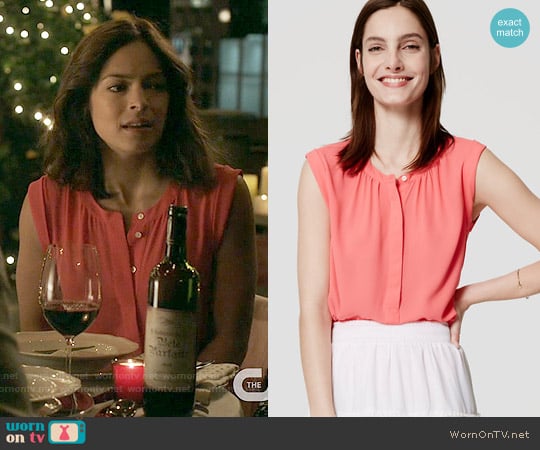 Loft Henley Shell in Neon Coral worn by Catherine Chandler (Kristin Kreuk) on Beauty and the Beast