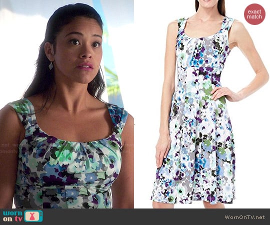 London Times Watercolor Floral Dress worn by Jane Villanueva (Gina Rodriguez) on Jane the Virgin