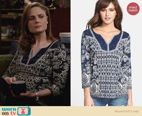 Lucky Brand Carlsbad Bib Detail Print Top worn by Emily Deschanel on Bones