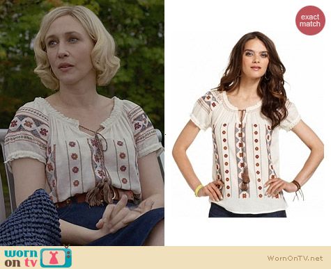 Lucky Brand Embroidered Peasant Top worn by Vera Farmiga on Bates Motel