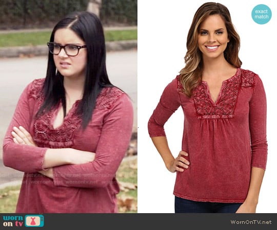 Lucky Brand Lace Placket Top worn by Alex Dunphy (Ariel Winter) on Modern Family