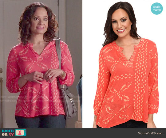 Lucky Brand Stitched Motif Top worn by Zoila Diaz (Judy Reyes) on Devious Maids