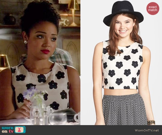 Lush Print Woven Crop Tank worn by Aisha Dee on Chasing Life