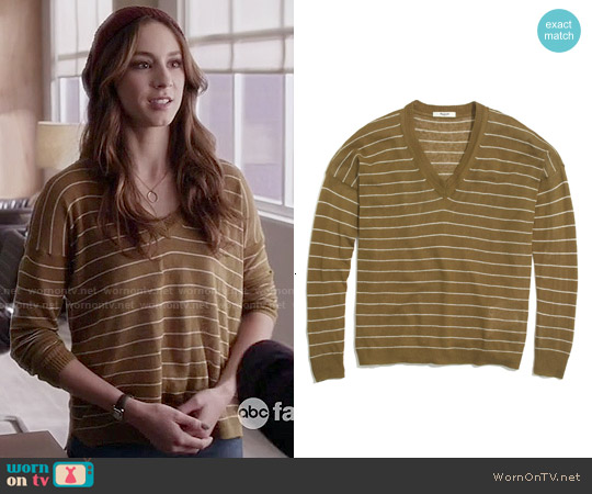 Madewell Longview V-neck Sweater in Spiced Olive Stripe worn by Spencer Hastings (Troian Bellisario) on Pretty Little Liars