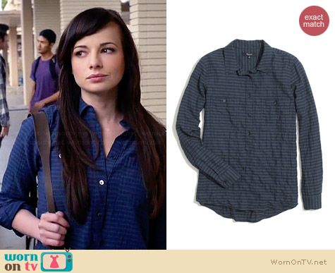 Madewell Market Popover in Crinkle Stripe in Blue Green worn by Ashley Rickards on Awkward