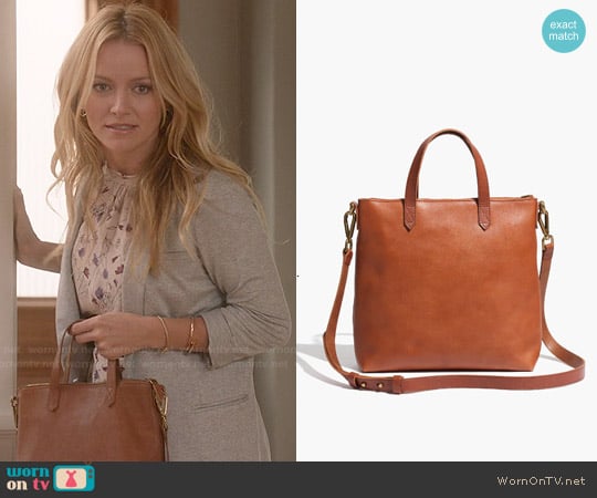 Madewell The Mini Transport Crossbody worn by Caryn Goldfarb (Becki Newton) on Weird Loners