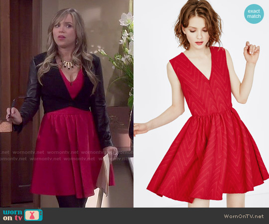 Maje Radiale Dress worn by Kristin Baxter (Amanda Fuller) on Last Man Standing