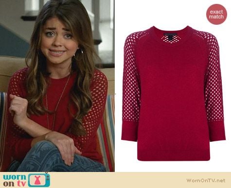 Marc by Marc Jacobs Cienaga Sweater in Red worn by Sarah Hyland on Modern Family