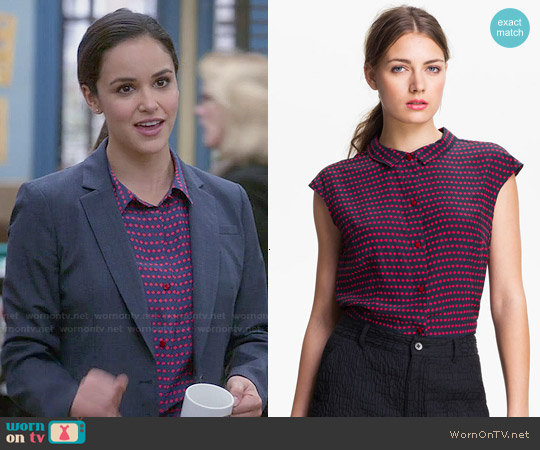 Marc by Marc Jacobs Izzy Silk Top worn by Amy Santiago (Melissa Fumero) on Brooklyn Nine-Nine