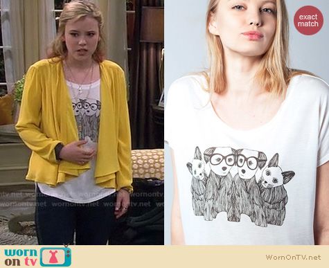 Melissa and Joey Fashion: Blondes make better tshirts Cats and Dogs tee worn by Taylor Sprietler