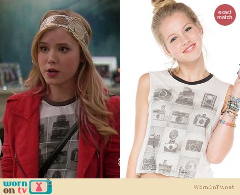 Melissa & Joey Fashion: Brandy Melville Agathe vintage camera tank worn by Taylor Spreitler