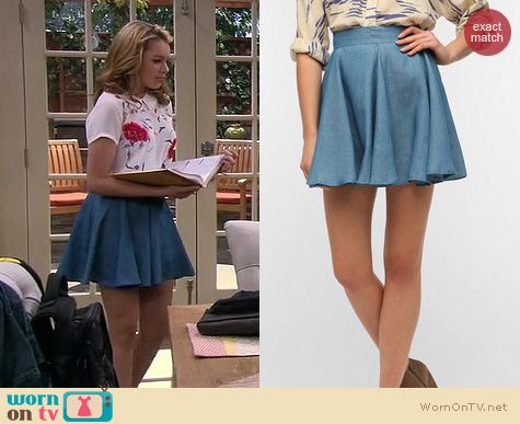 Melissa and Joey Fashion: Lucca Couture Chambray Circle Skirt worn by Sadie Calvano