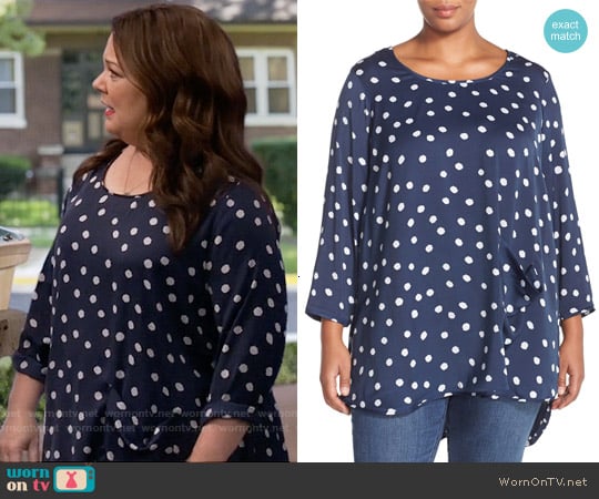 Melissa McCarthy Seven7 One-Pocket Dot Print Top worn by Molly Flynn (Melissa McCarthy) on Mike & Molly