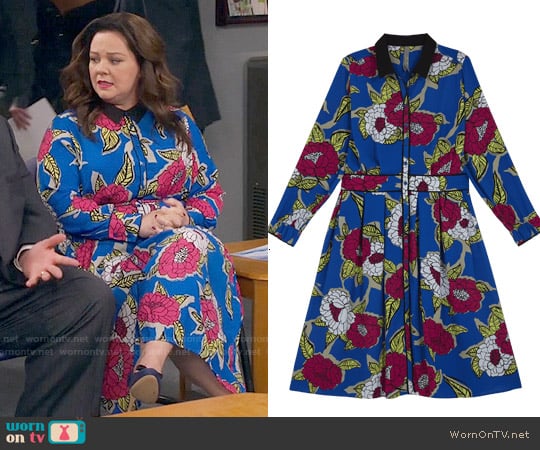 Melissa McCarthy Seven7 Blue Floral Maxi Dress worn by Molly Flynn (Melissa McCarthy) on Mike & Molly