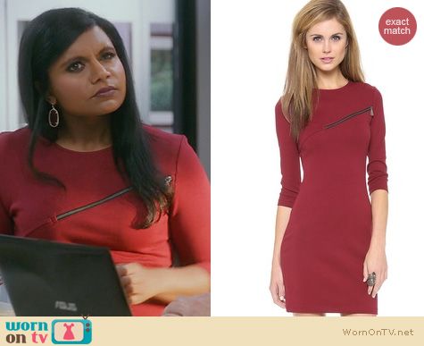 The Mindy Project Fashion: Alexander McQueen Jersey Zip Dress worn by Mindy Kaling