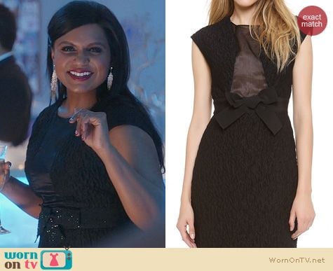 The Mindy Project Fashion: Giambattista Valli Black Sleeveless Dress worn by Mindy Kaling