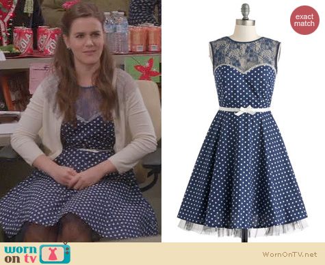 The Mindy Project Fashion: ModCloth A Dot To Love Dress worn by Zoe Jarman