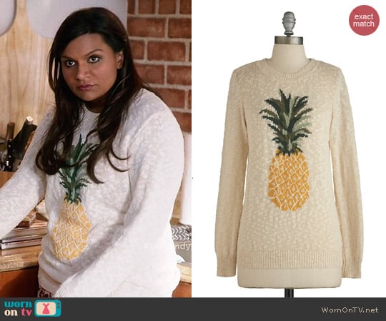 ModCloth Pineapple of My Eye Sweater worn by Mindy Lahiri (Mindy Kaling) on The Mindy Project